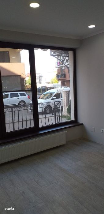 Apartament 2 camere cu teren 180 MP