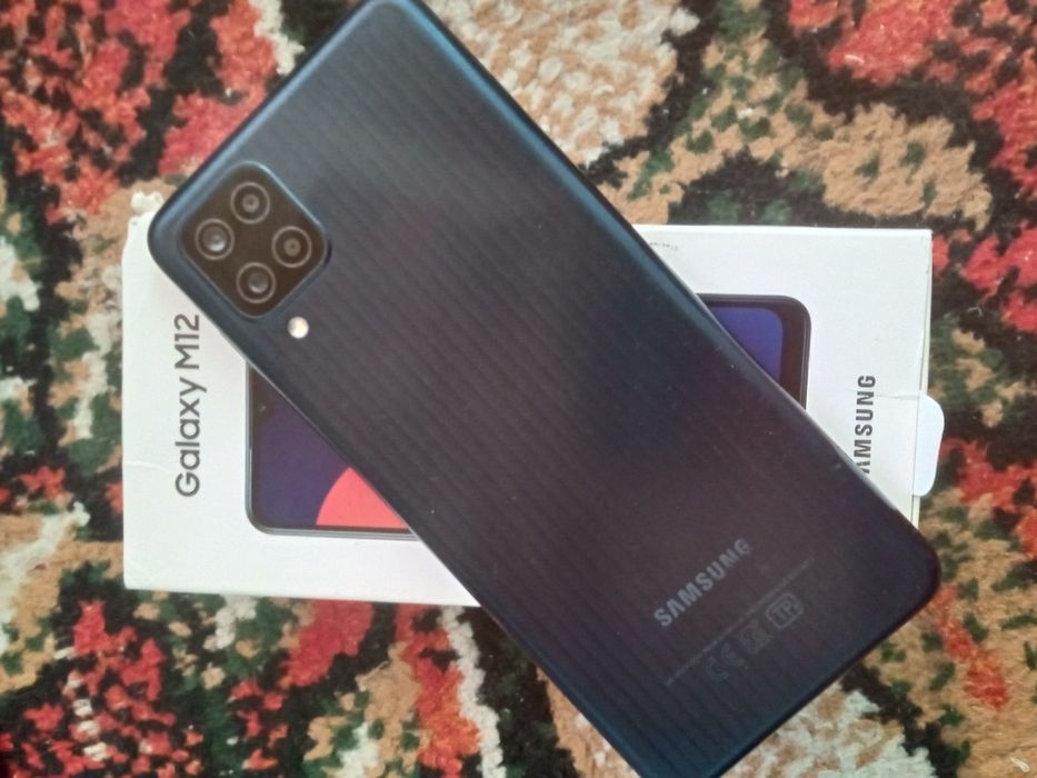 Redmi 9c NFS Samsung M12 SOTILAD Toshkent shaxarI 1.200 bervoramz