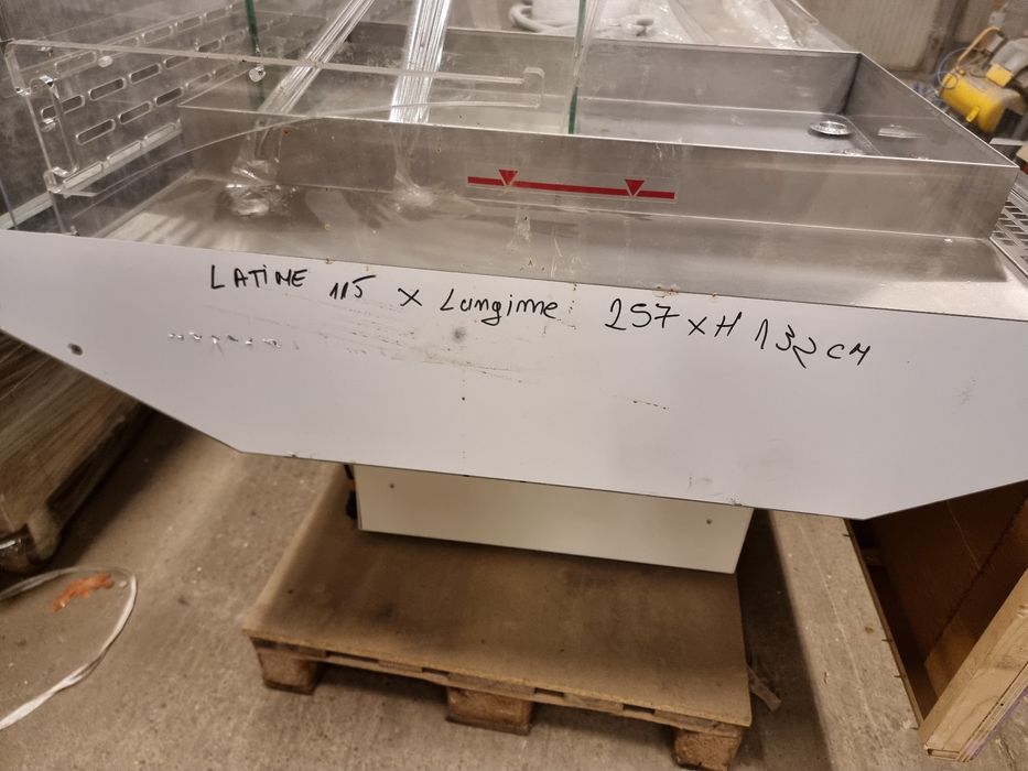 Linie autoservire impinge tava cald-rece