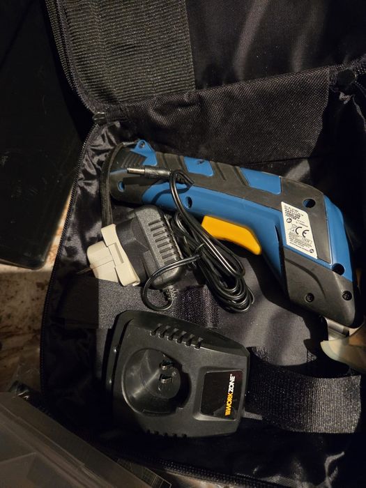 Vand foarfeca electrica pt gradinarit