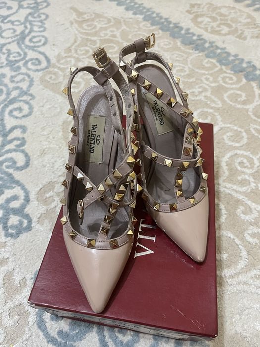 Срочно продом туфли босонжки