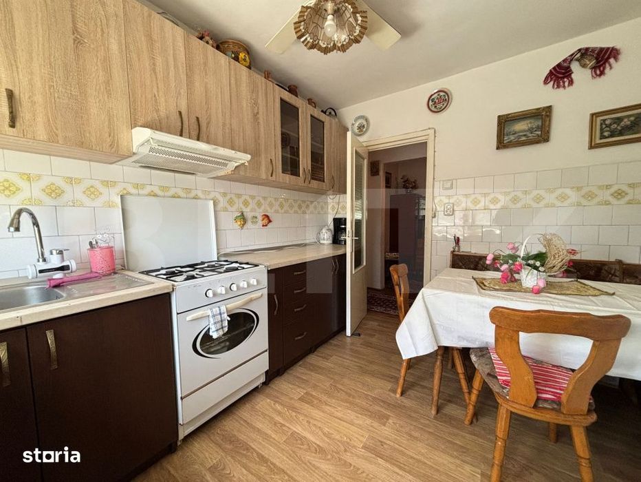 Apartament de inchiriat, 70 mp, 3 camere - Nufarul