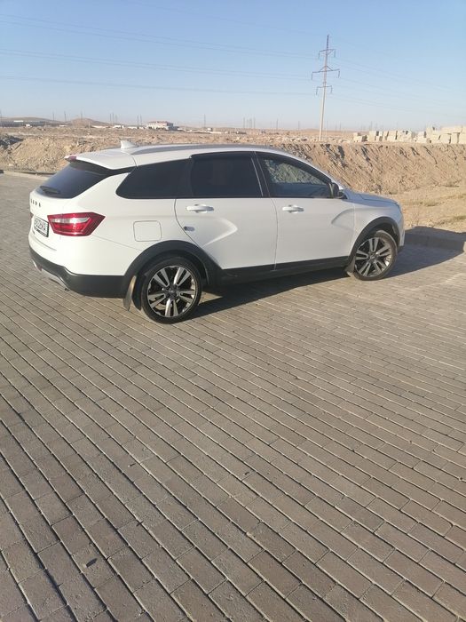 Lada vesta sw Cross