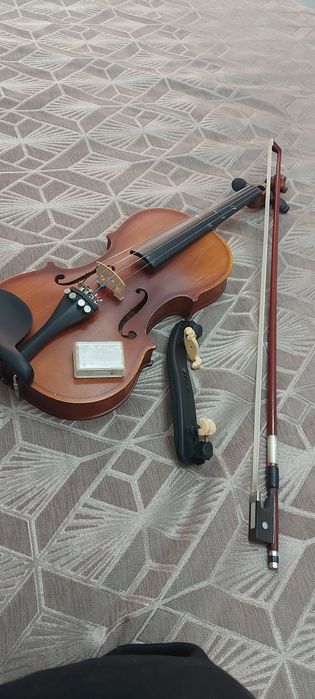 Скрипка деревянная 1/2