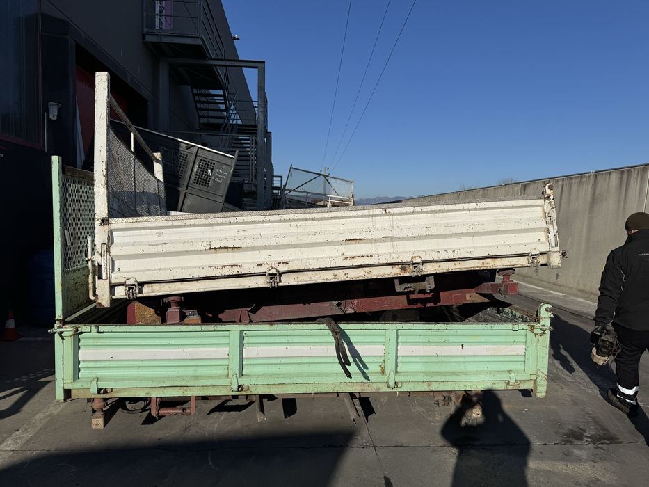 Самосвална уредба за iveco