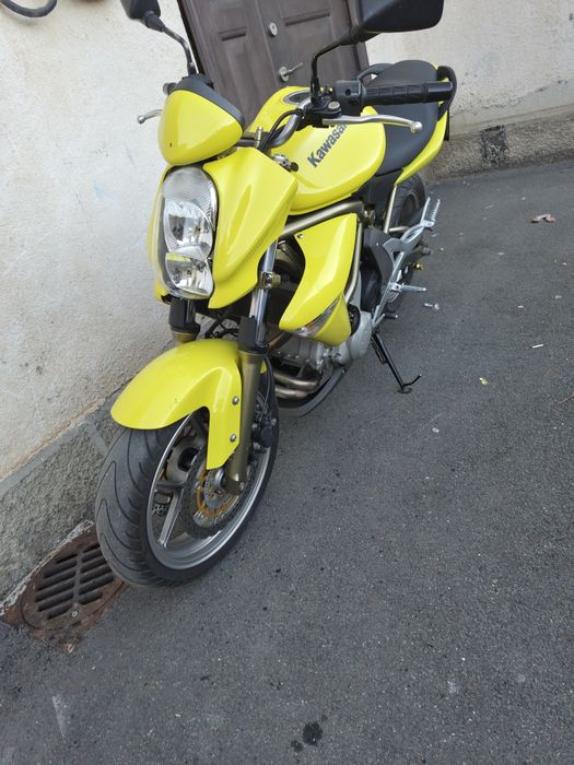 Kawasaki er6n...