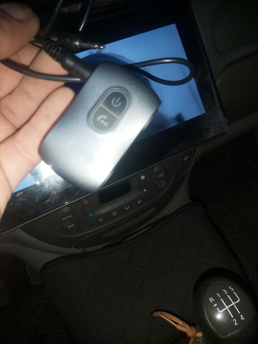 Продам блютуз новый 5.0