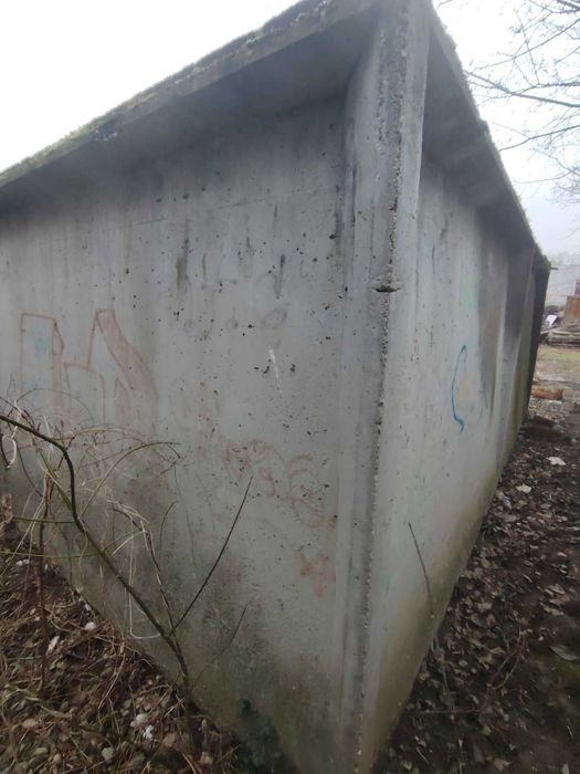 Бетонен гараж 20 кв.м.