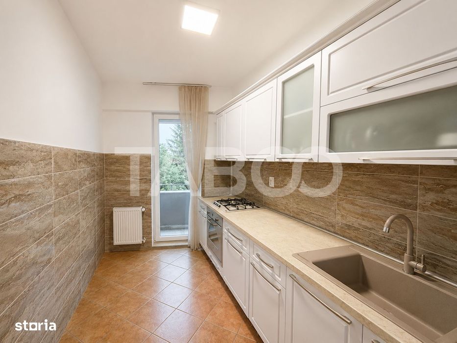 Apartament cu 2 camere in zona Centru mobilat si utilat in bloc nou — fotografia 3