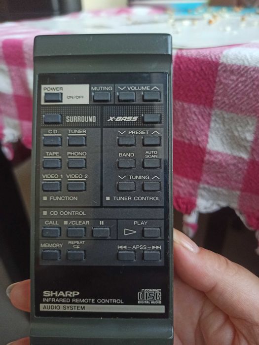 Дистанционно Sharp и дистанционни Onkyo