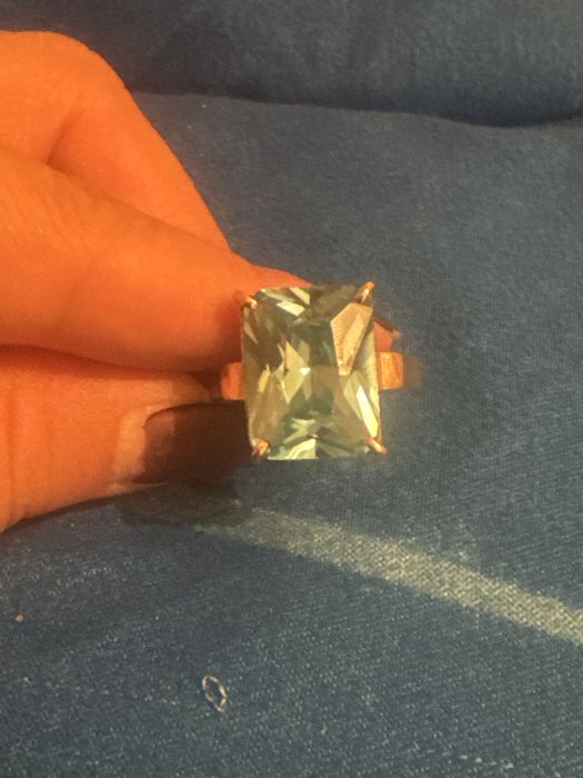 Продам перстин 8 грамм