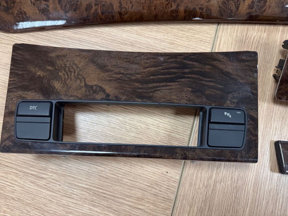 Интериорни лайсни BMW e60 фейс facelift