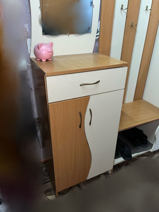 Шкаф/стенка в коридор