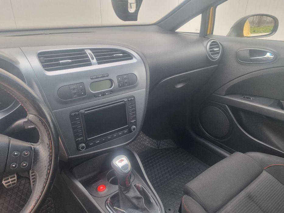 Seat Leon Cupra,an fabricatie 2007,241 CP
