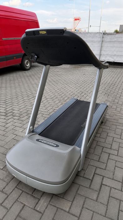Banda de alergat  TECHNOGYM Jog Now 700 Led
