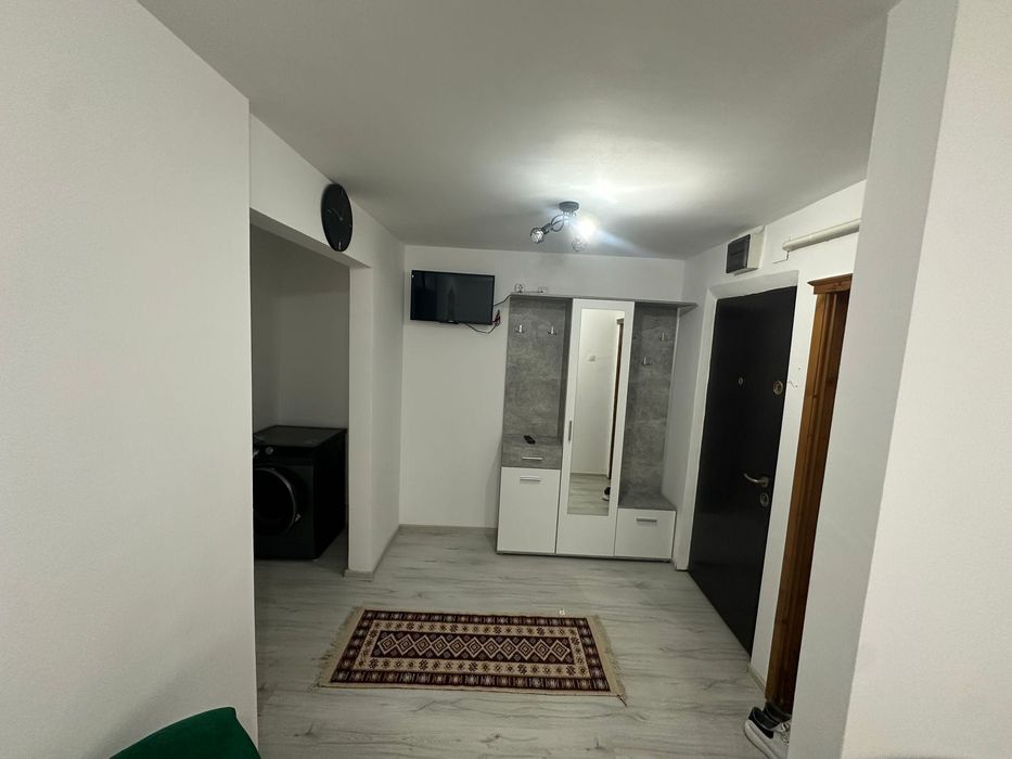 Apartament 2 camere de vanzare,et 1 Prel Tunari