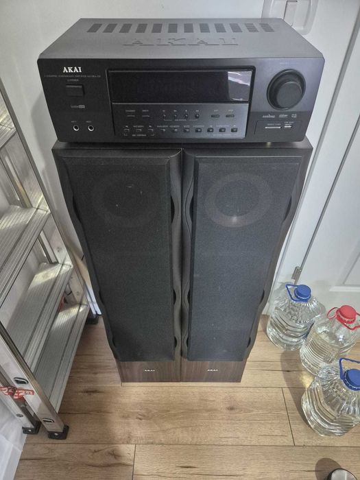Boxe + amplificator AKAI