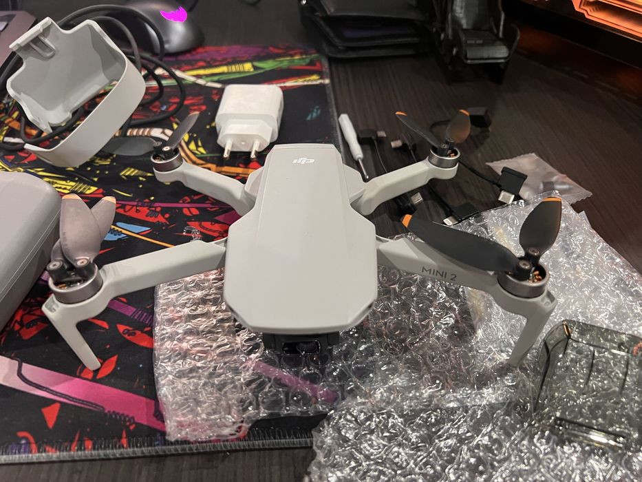 Drona DJI MINI 2 combo -4K(4acumulatori)