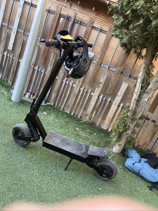 Kukirin g2 cu cheie de contact 2800km viteza maxima 55kmh