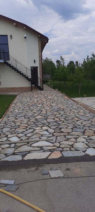 Piatră naturală de munte de Grecia montaj și transport oriunde în tara
