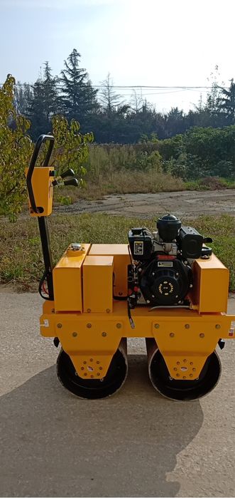 Дорожный каток 600 кг (виброкаток)