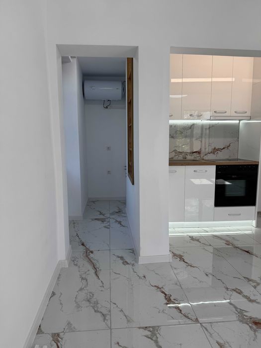 Продава се Едностаен апартамент в Стамболийски - 49 кв.м за 1582 €/кв.м - Снимка #17