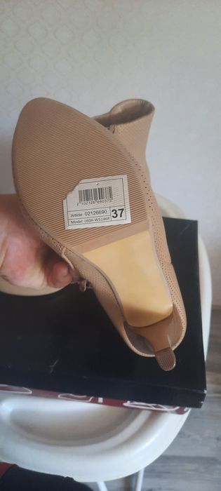 Срочно продам новый обувь