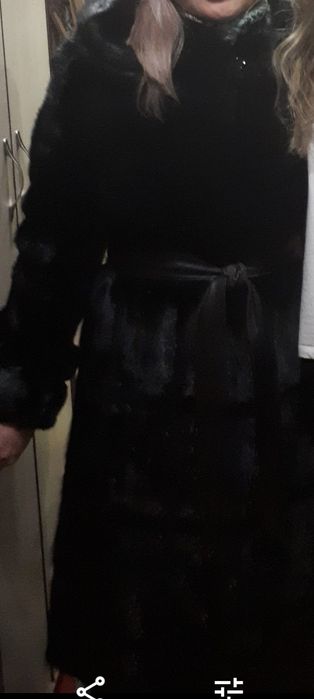 Продам шубу норковую.
