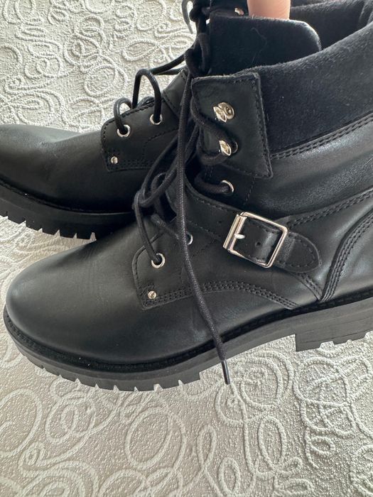 All Saints боти нови