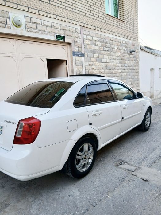 Chevrolet Lacetti / Gentra 2010 — 2