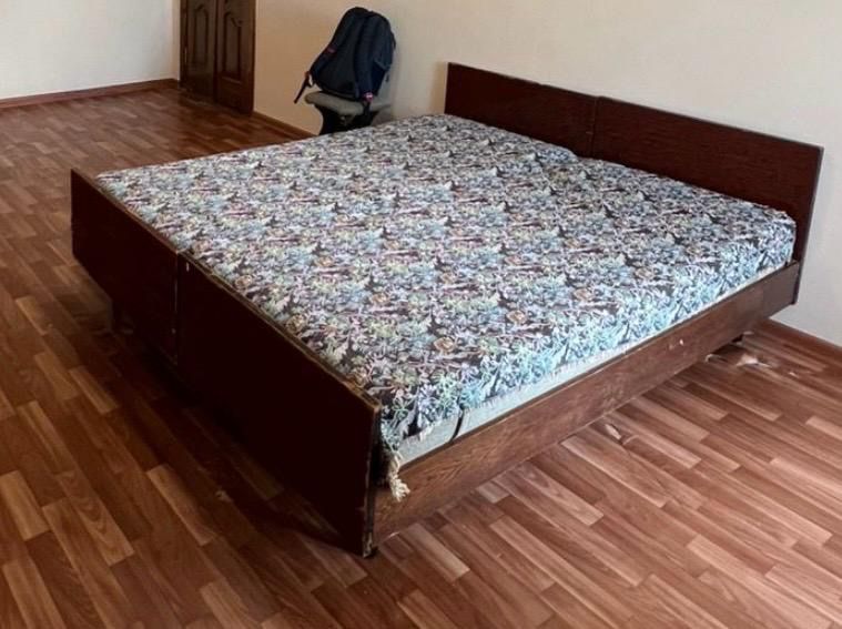 Две кровати отдам бесплатно