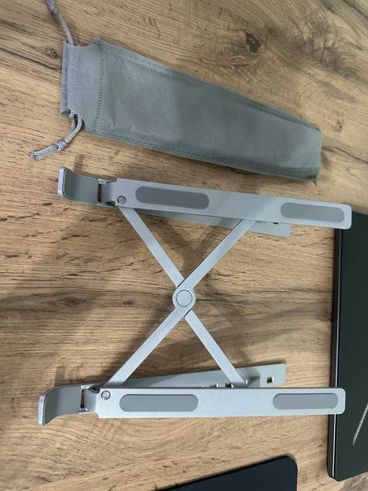 Продам подставку для ноутбука