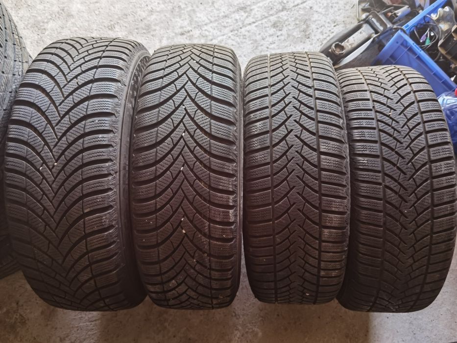 Set 4 jante aliaj 5x108 ford R16 6,5 j 205 55 M+S semperit import DE
