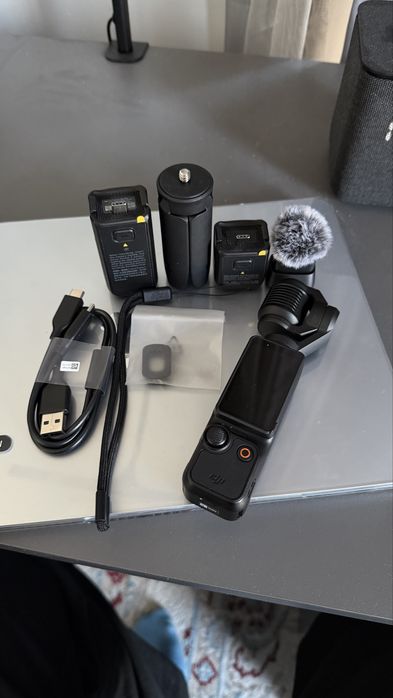 Dji osmo pocket 3 creator combo