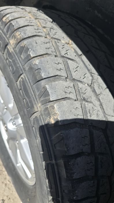 triangle 285 70 R17