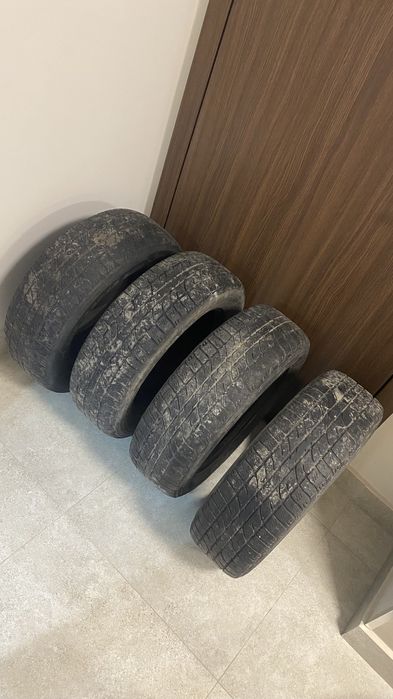 Продам летние шины в комплекте