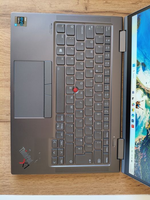 Lenovo Thinkpad X1 Yoga gen. 6 - i5-1145G7 c 32GB RAM