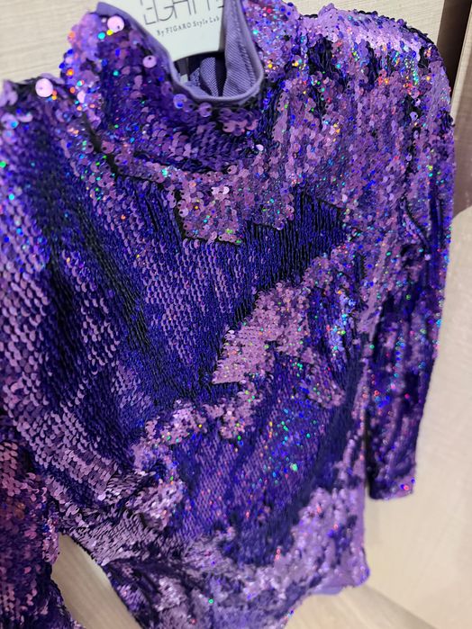 Рокля с пайети Bershka