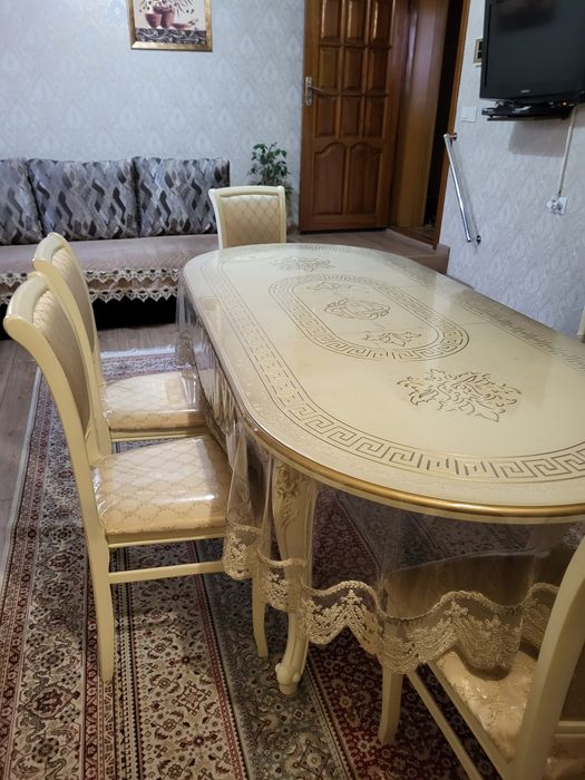 Продам стол со стульями