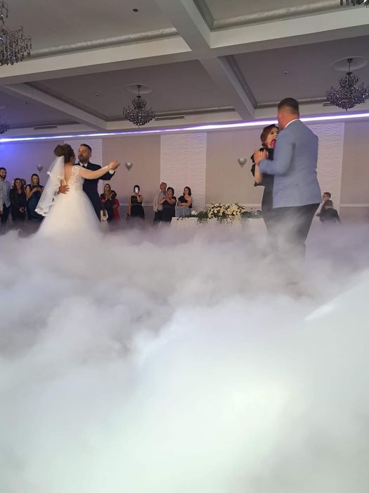 Oglinda Magica Buzau, Masina de Fum, Artificii vulcan dansul mirilor!