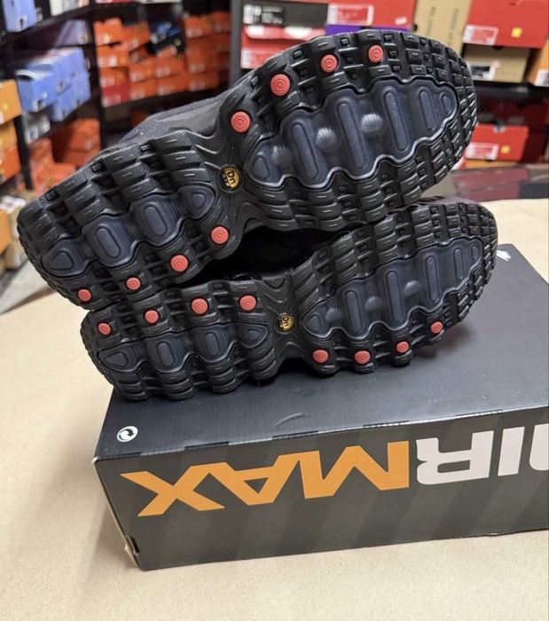 Обувки Nike DN8.
