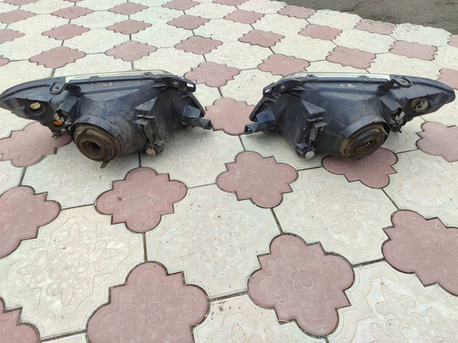 Продам фары Паджеро 3