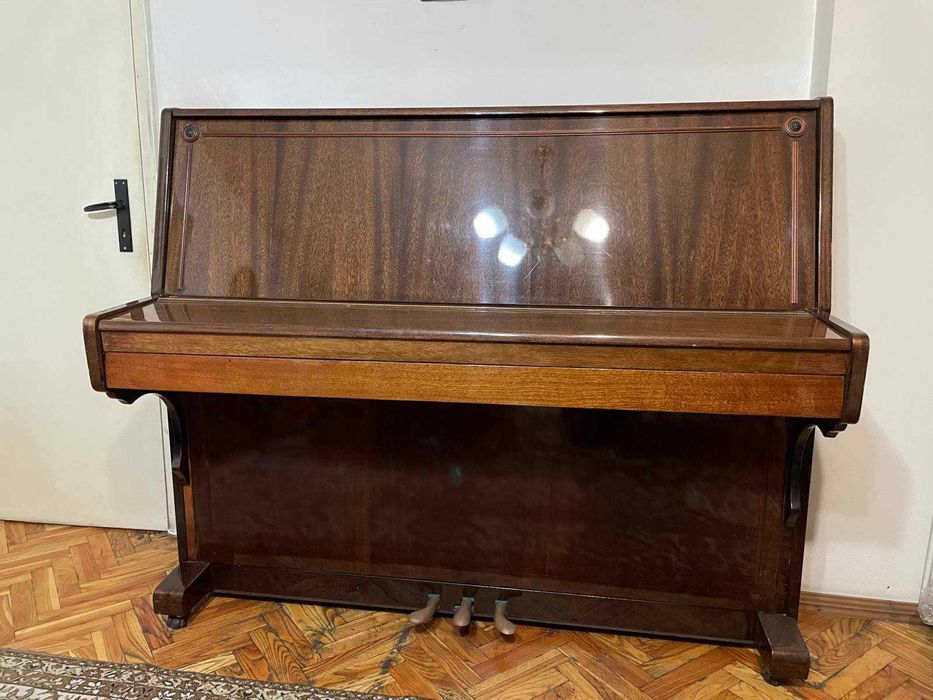 Класическо руско пиано Лирика