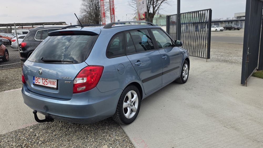 Skoda Fabia 1.2 benzina RAR EFECTUAT (4 pistoane)E5 an 2012