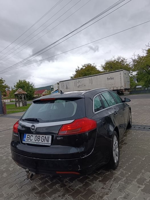 Vând Opel insignia