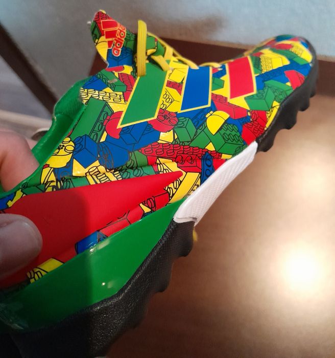 Бутони Адидас LEGO. 34 номер.