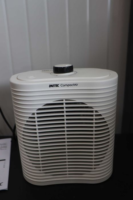 Вентилаторна печка, Imetec Compact Air, Малка и мощна,2000W, калорифер
