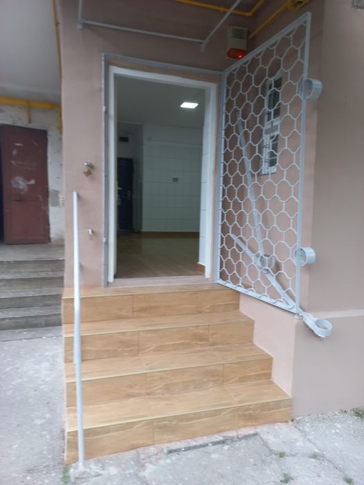Inchiriere spatiu comercial