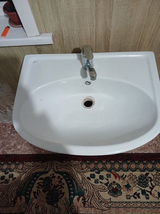 Продам шкафчик для ванной