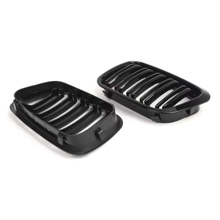 Гаранция! Нови Двойни M3 Бъбреци за BMW E46 Седан/Комби Pre-Face